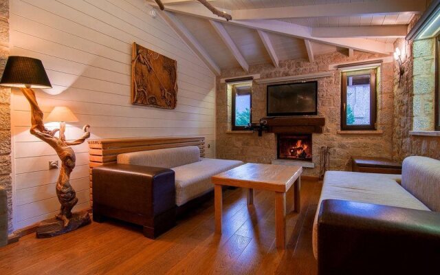 Aelia Livadi Chalet