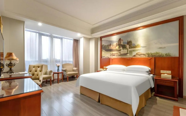 Vienna Hotel(Jin Du Road)