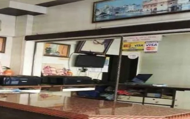 Room Maangta 111 @ Andheri East