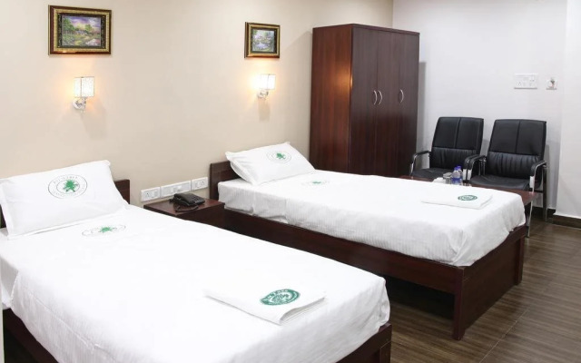 Palm tree serviced apartments