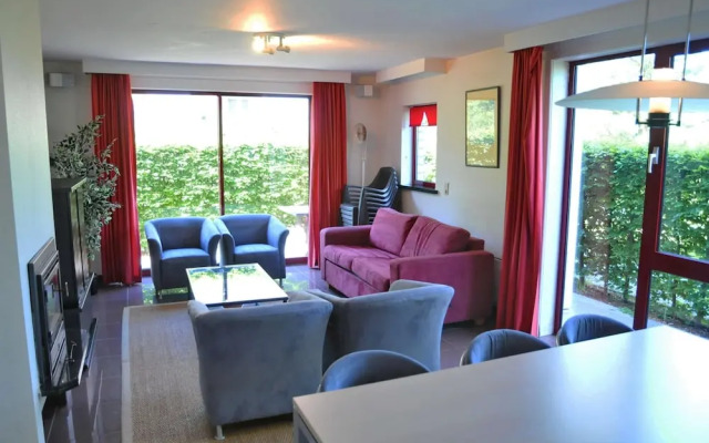 Well-kept Apartment With Fireplace Near Durbuy