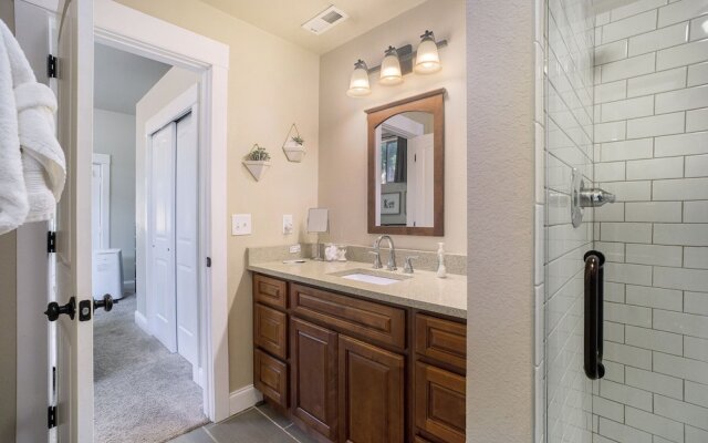 Gorgeous Guest Suite! Walk to Old Town & Csu!