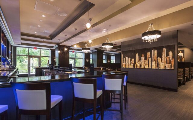 Crowne Plaza Shenandoah - The Woodlands Area by IHG