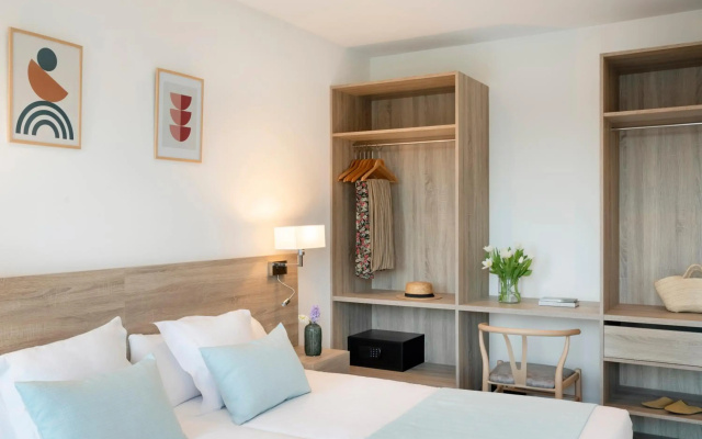 Aparthotel Marina Drach