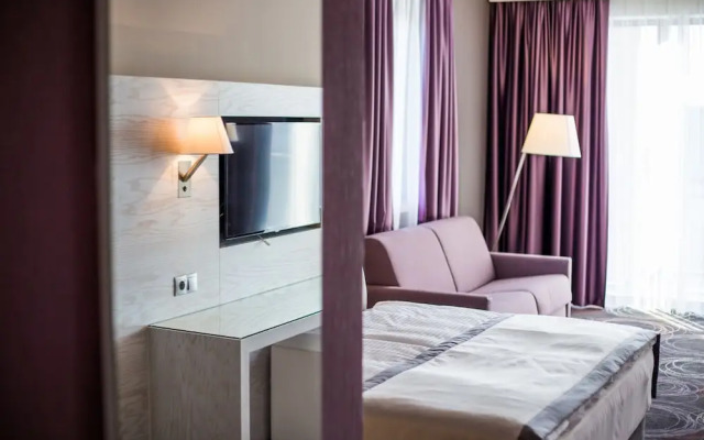 Aura Hotel - Adults Only