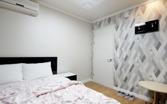 Gwangju Wolsan Rouge