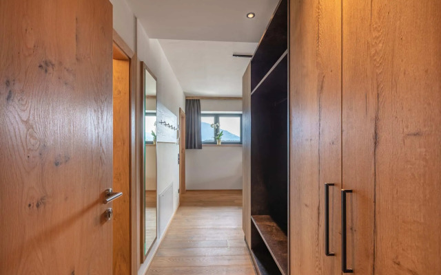 Emma Deluxe Aparthotel