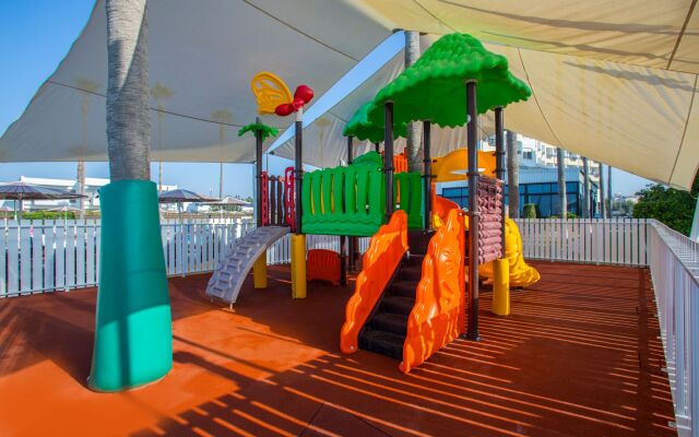 Pavlo Napa Beach Hotel