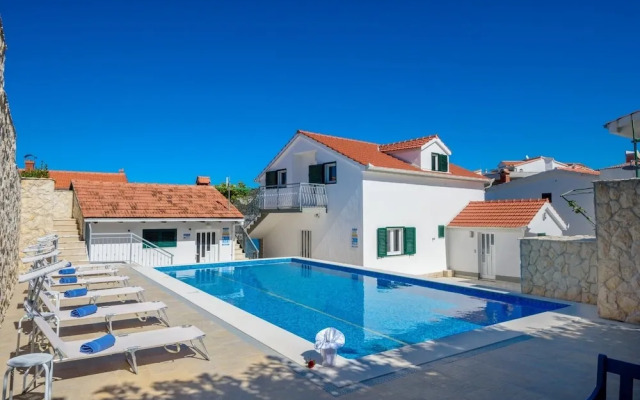 Bisernica - With Pool - A1