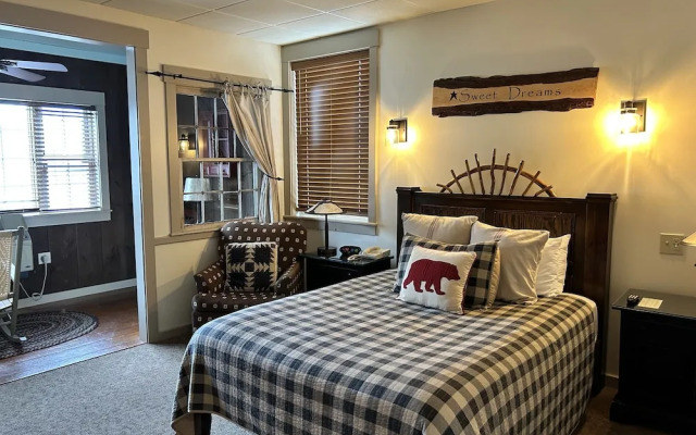 The Common Man Inn & Spa