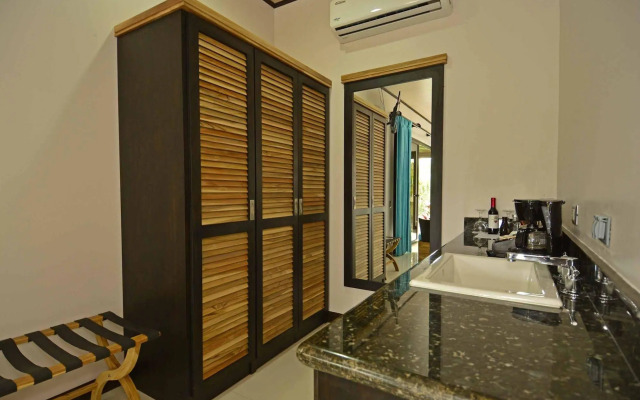 Arenal Manoa & Hot Springs Resort