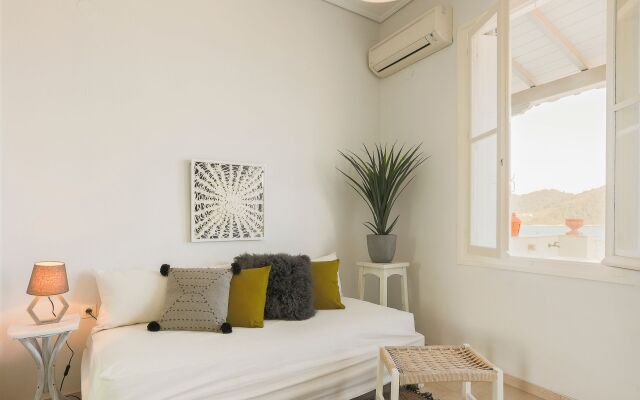 Casa Blue Sea View, Philian Collection