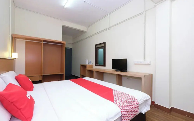 OYO 1105 Hotel 75