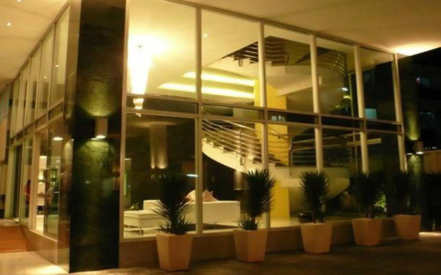 Seven Place Executive Residence