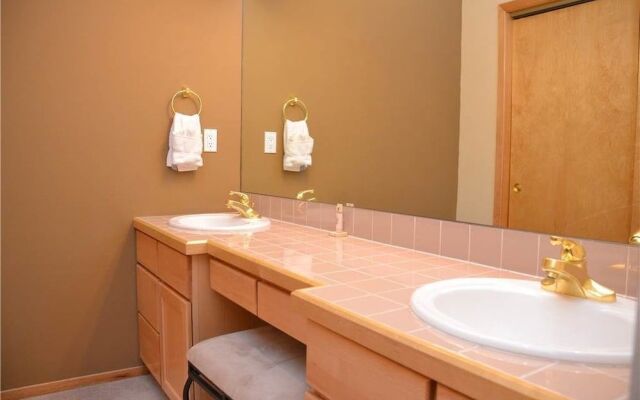 Chimney Ridge Townhomes Unit 504 by RedAwning