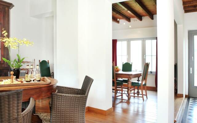 Luxurious Holiday Home in Wingene With Forest Near
