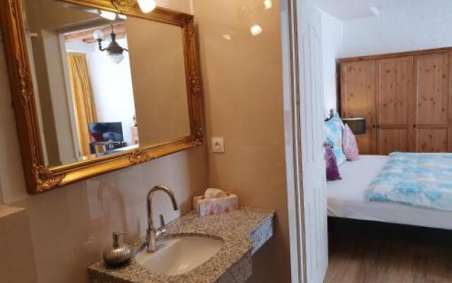 Karmelita Boutique Apartman