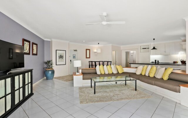 Absolute Beachfront at Alamanda 62