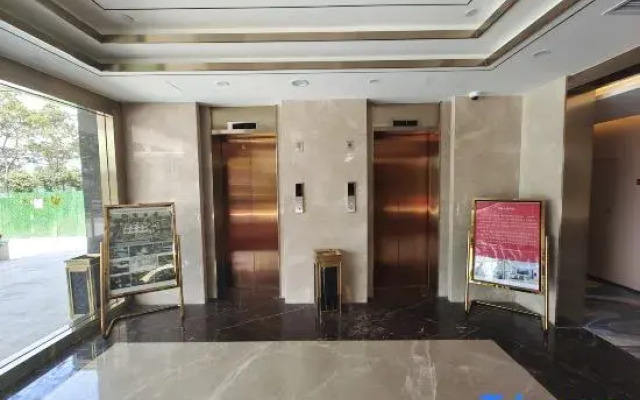 Kunming Wanghu Apartment