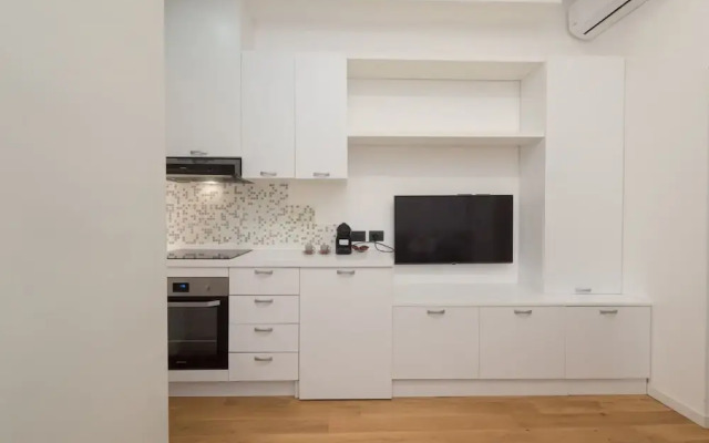 Isola-Garibaldi newly renovated 1 br by Rentopolis
