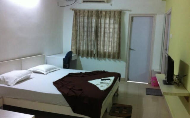 Garden View Inn Gachibowli