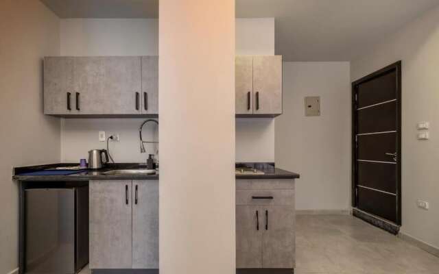 Travelholic Residence Golden Gates