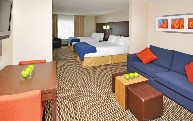 Holiday Inn Express Hotel & Suites Toronto - Markham by IHG