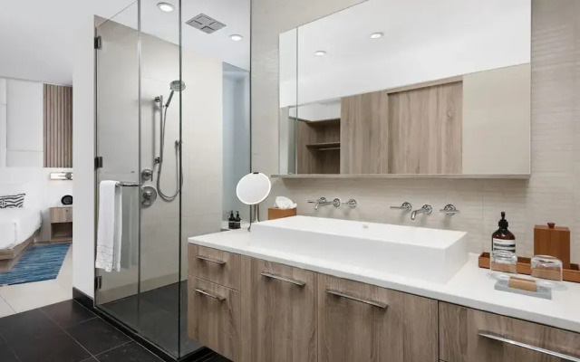 Oceanfront Penthouse Hot Tub Daily Cabana