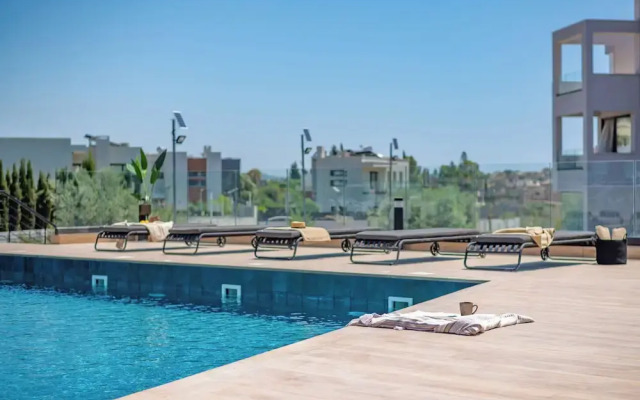 Sanders River Plaza - Neat 2 Bedroom Apt With Balcony