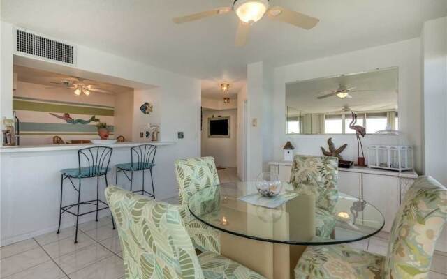 Bahia Vista 17881 - Two Bedroom Condo