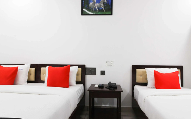 Mythri Hotel by OYO Rooms