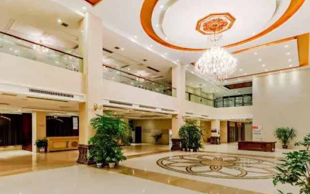 Xinyu Donghu Four Seasons Hotel
