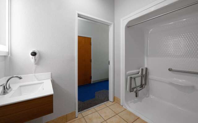 Microtel Inn & Suites by Wyndham Houma