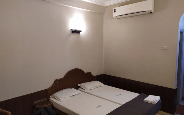 New Cape Hotel