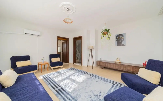 Duplex Private Villa With Garden in Antalya Kemer