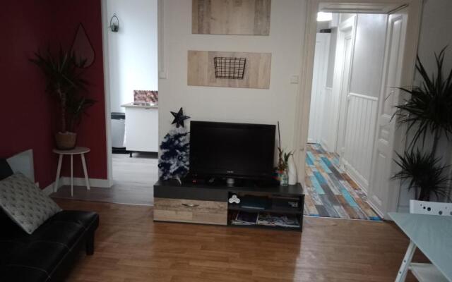 Pounette, appartement T3 centre / thermes Luxeuil