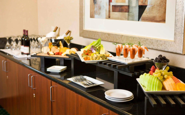 Courtyard by Marriott Newark Silicon Valley