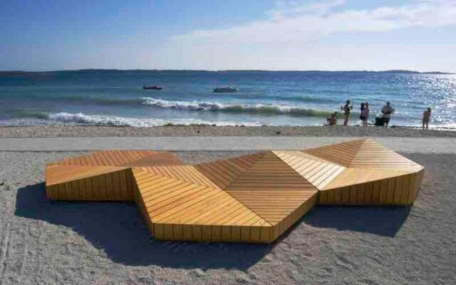 Elba- Family Friendly House