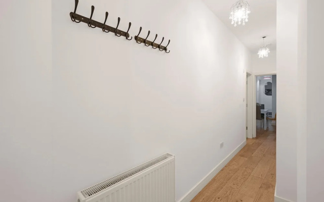 Eastons 1 Bedroom Apt. with Sofa Bed