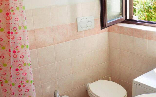 Apartment in Cannigione with garden