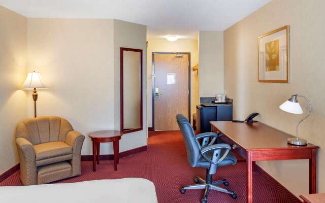 Quality Inn & Suites Edmonton International Airport