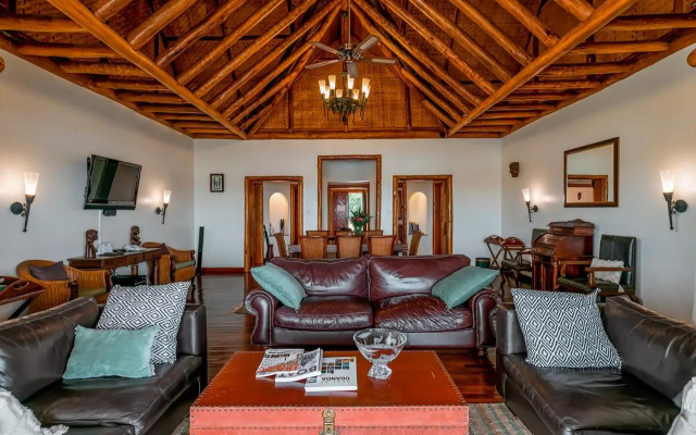Mweya Safari Lodge