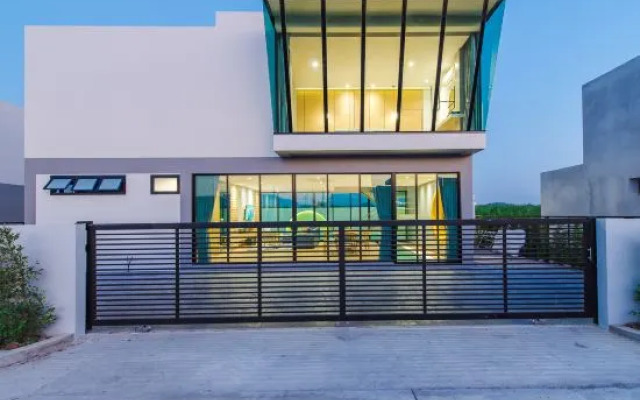 The Moon Huahin Pool Villa