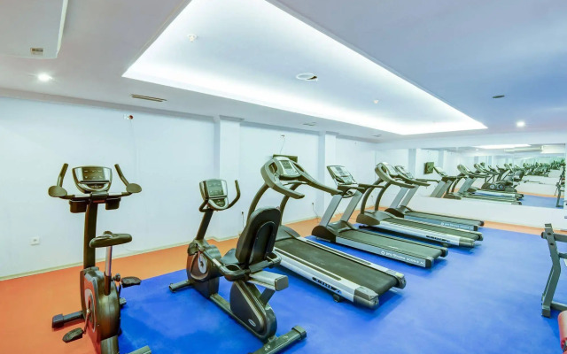 Adin Beach Hotel