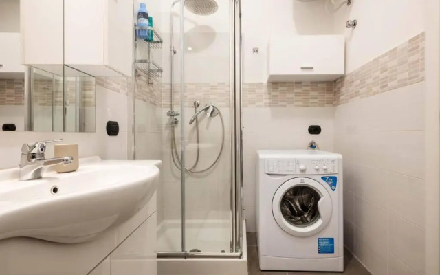 Cozy Apartament in Piazza 5 Giornate by Easylife