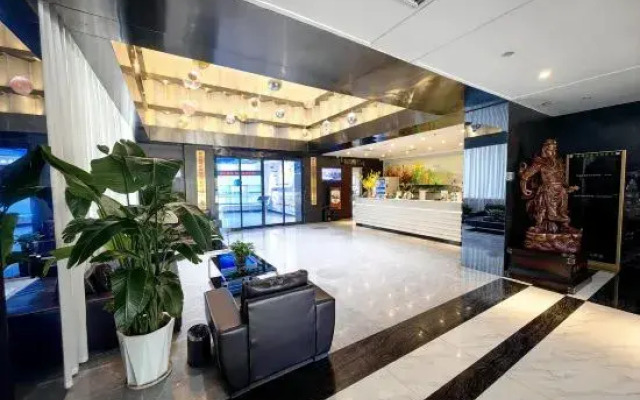 Zhengzhou Kelete Hotel (Yaozhuang Metro Station, Jinyu Industrial Zone)