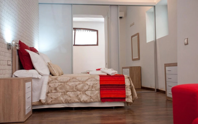 El Escondite de María