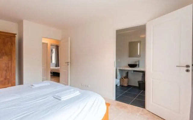 Spacious Villa With Large Garden