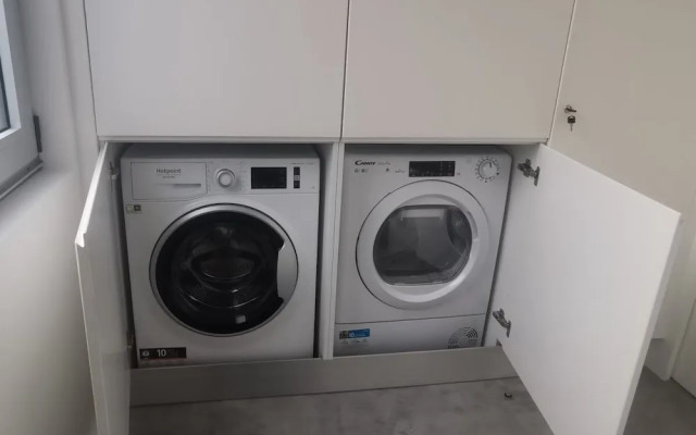 Home Azores - Lisboa House Downtown