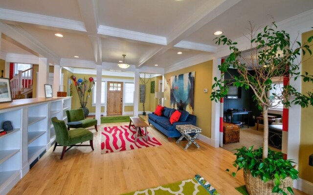 Bozeman - Beach Escape